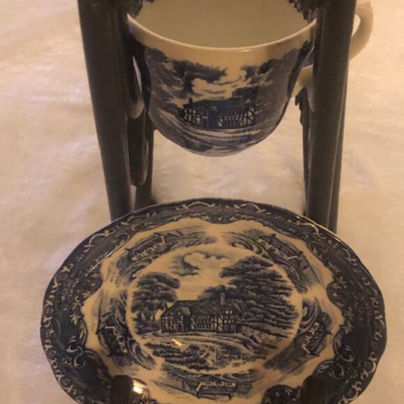 RARE Blue & White W. H. Grindley English Country Inns Teacup & Saucer: Used: #2 - Picture 7 of 9